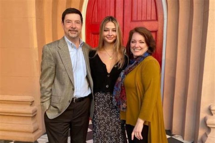 Who Is Madelyn Cline? Bio, Age, Husband, Parents, Net Worth & More