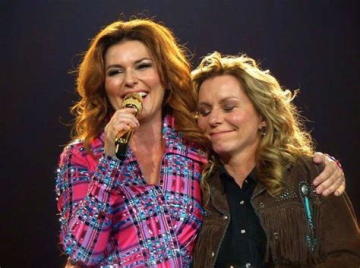 Who Is Shania Twain’s Sister, Carrie Ann Edwards