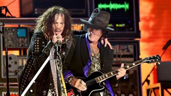 Why did Aerosmith break up?