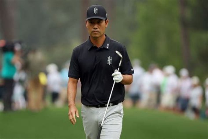 Why did Kevin Na withdraw from 2023 Masters?