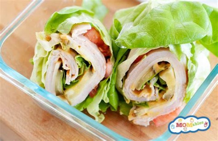 You *have* to try these chicken and avo wraps