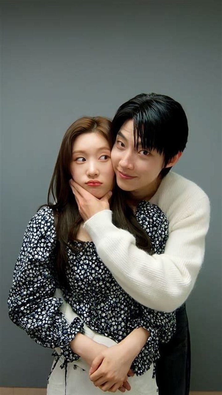 Yeon-jun Park’s Boyfriend: Who is Yeon-jun Park Dating?