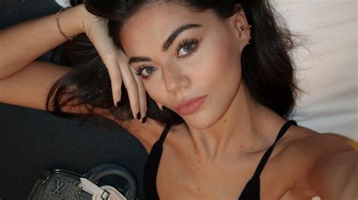 YouTuber of the Week: Emily Canham