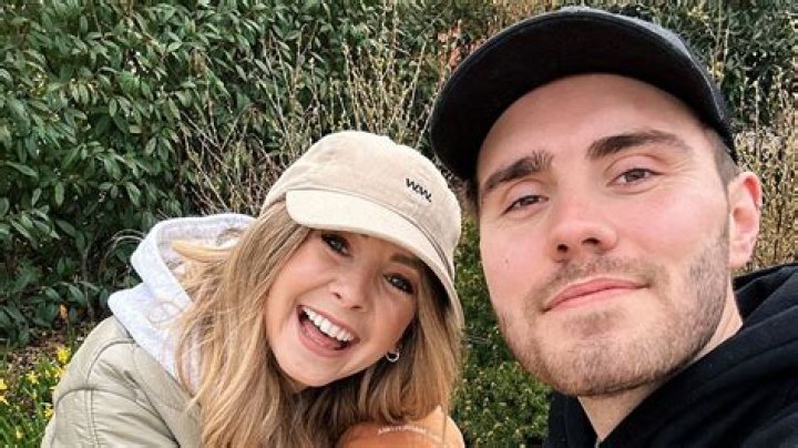 YouTuber of the Week: Zoella