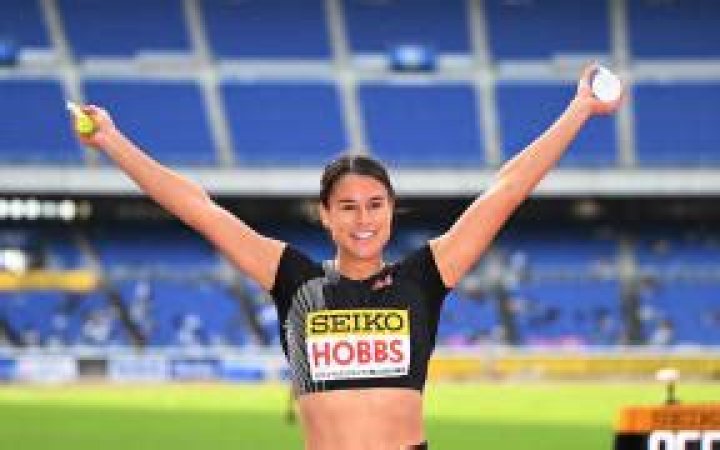 Zoe Hobbs Age, Bio, Height, Career, Net Worth, Husband